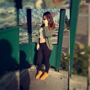 Meet your Posher, Hannah